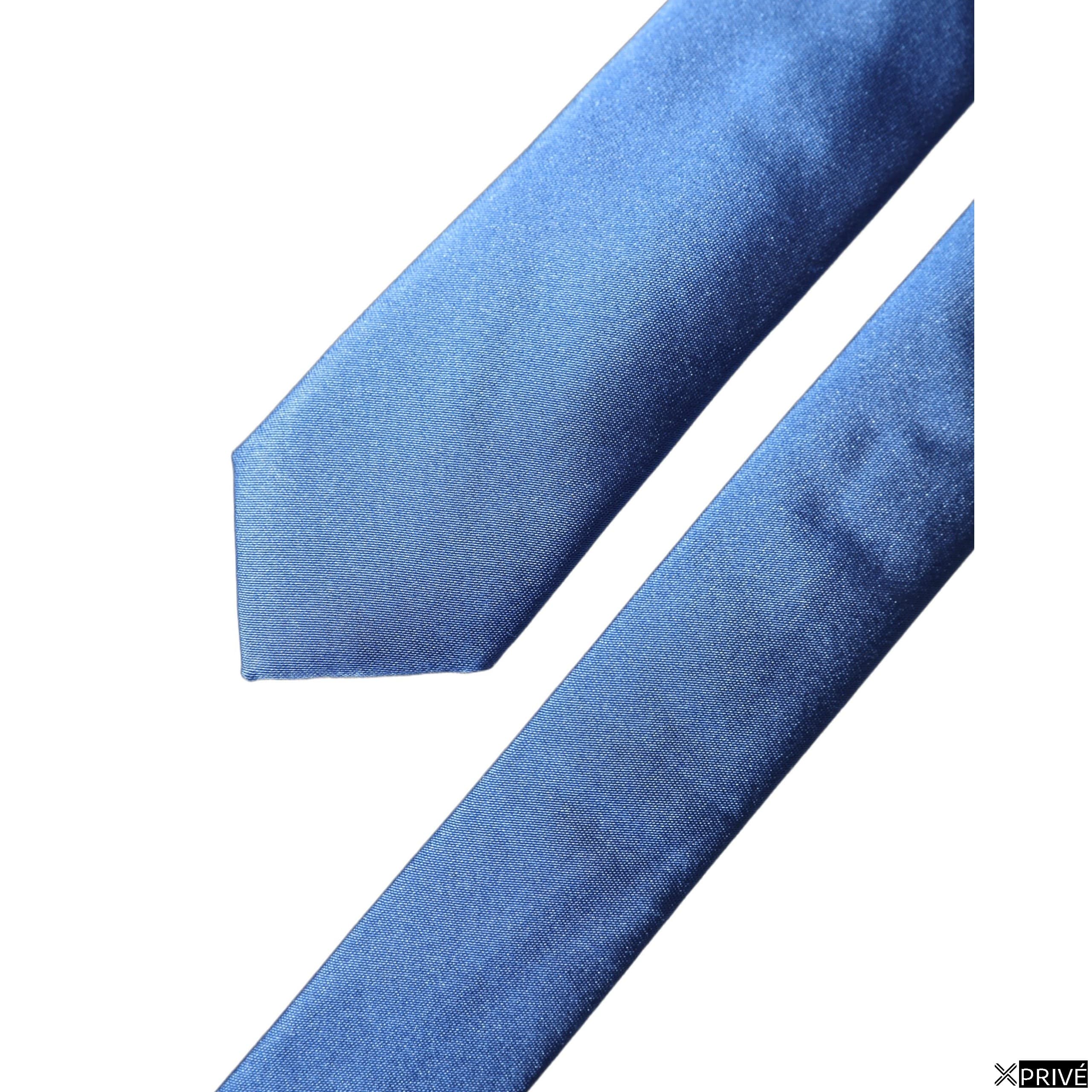 Cravate et nœud papillon bleu — 3