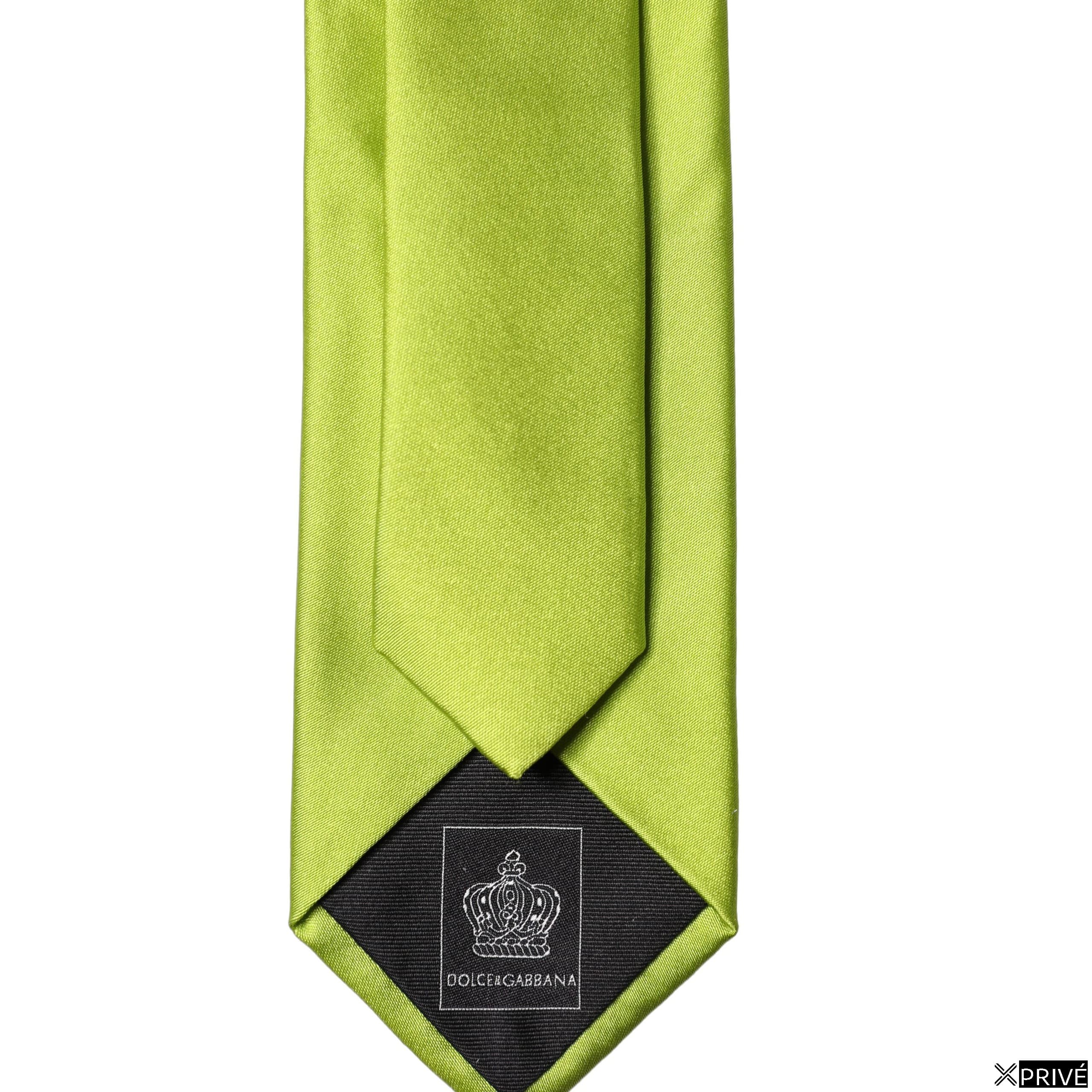 Cravate et nœud papillon vert — 4