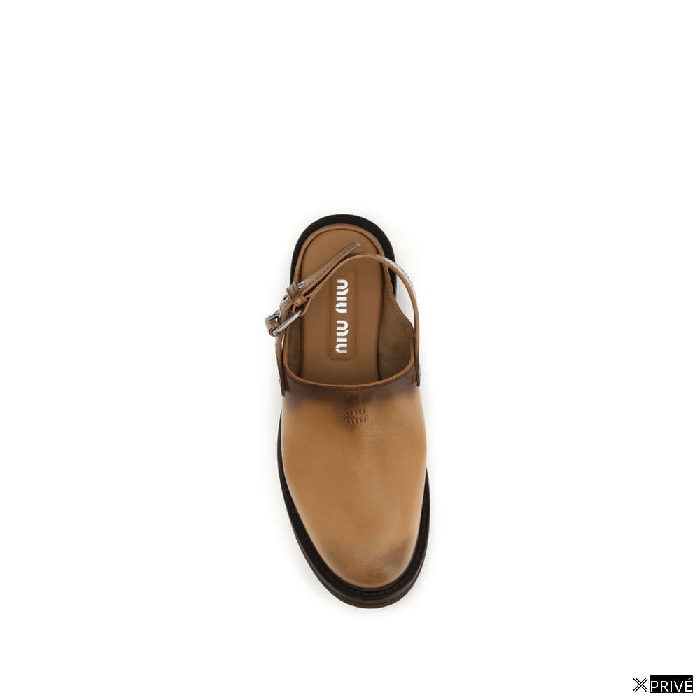 Sandales brunes — 4