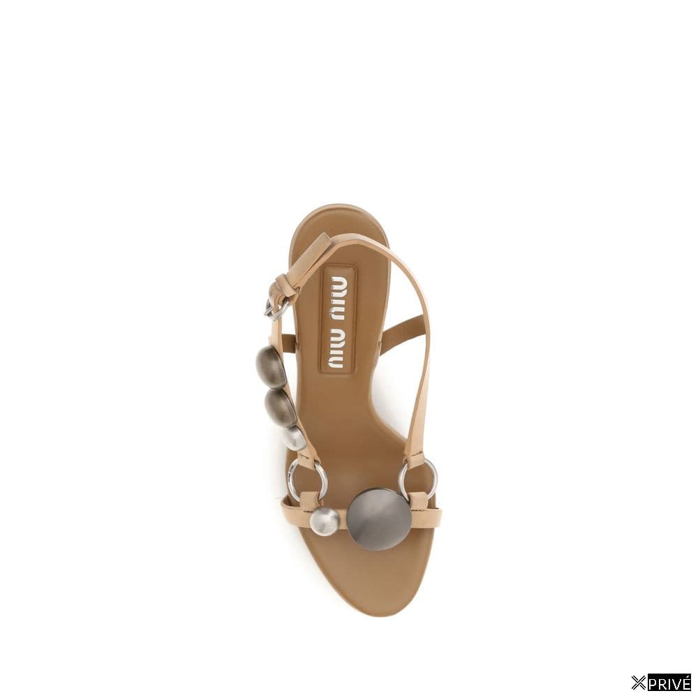 Sandales brunes — 4