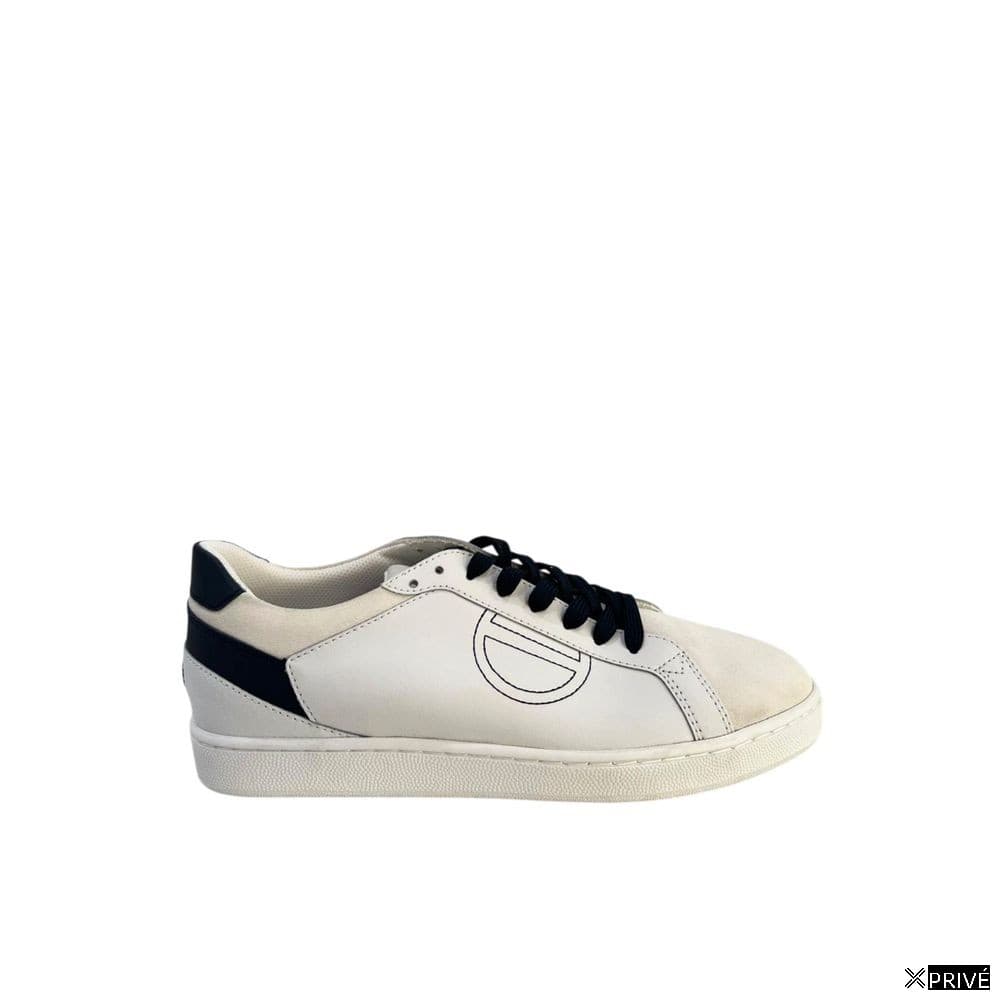 Chaussures de sport blanches — 1