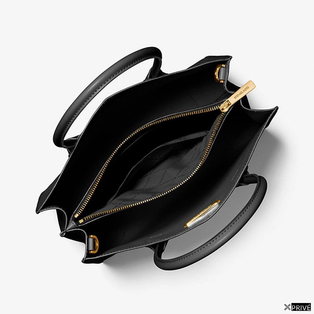 Top noir en Fourrure — 3