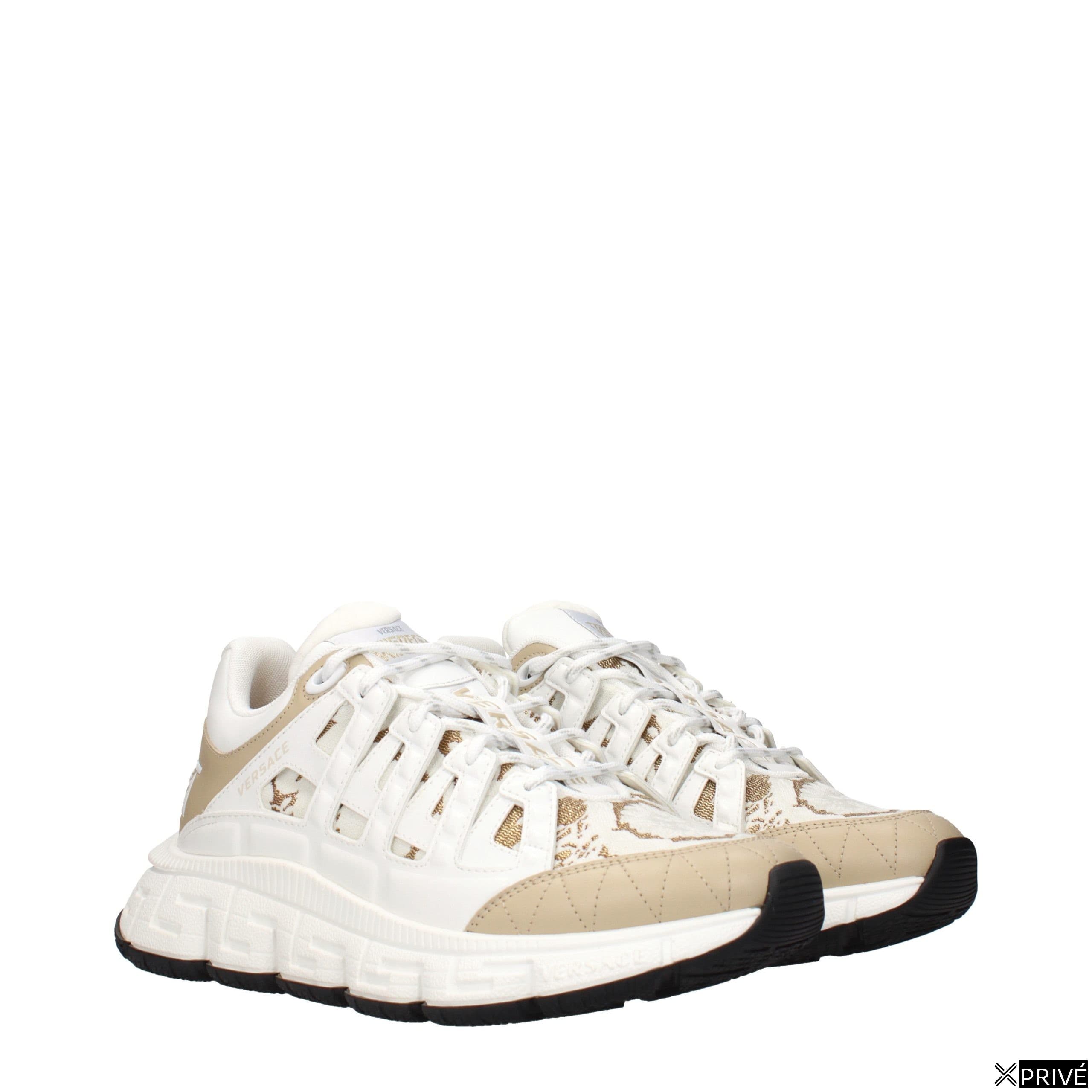 Chaussures de sport blanches en Tissu — 2