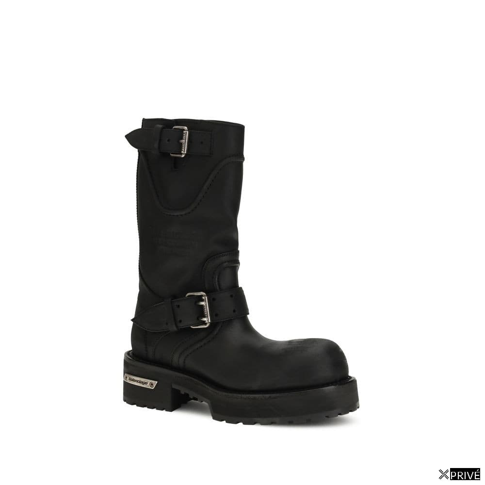 Bottes noires — 2