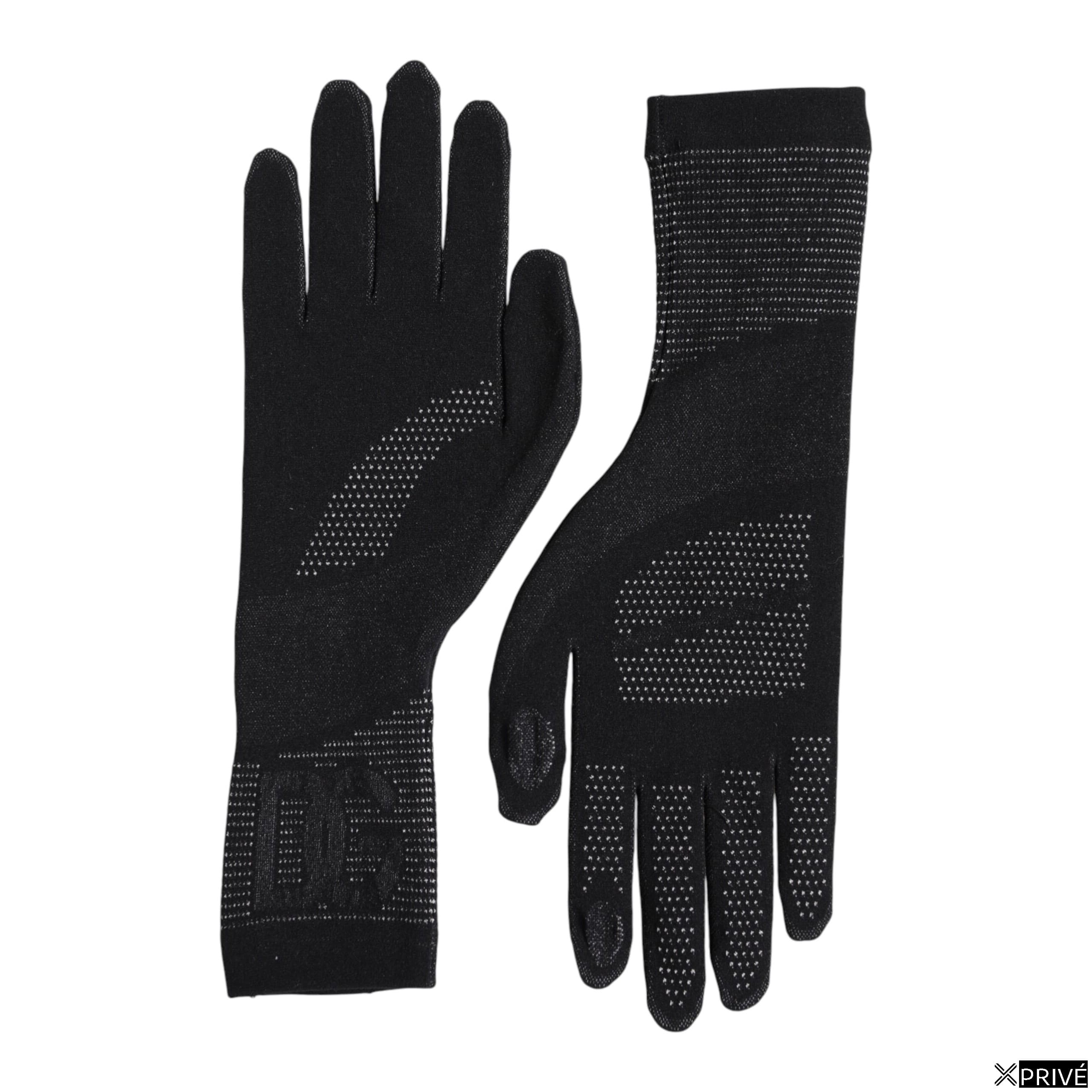 Gant noir — 1