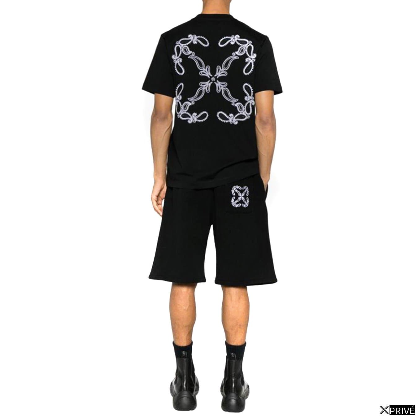 T-shirt noir — 2
