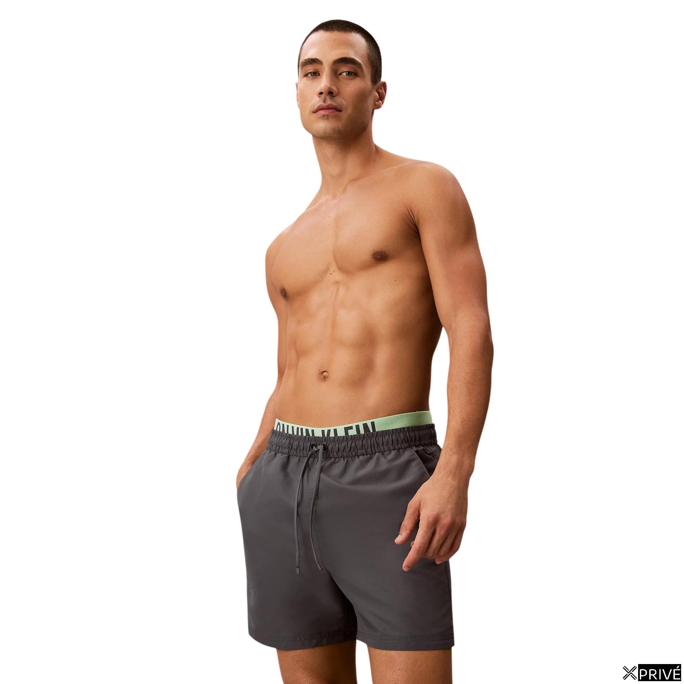 Calvin Klein Jeans Costume — 3