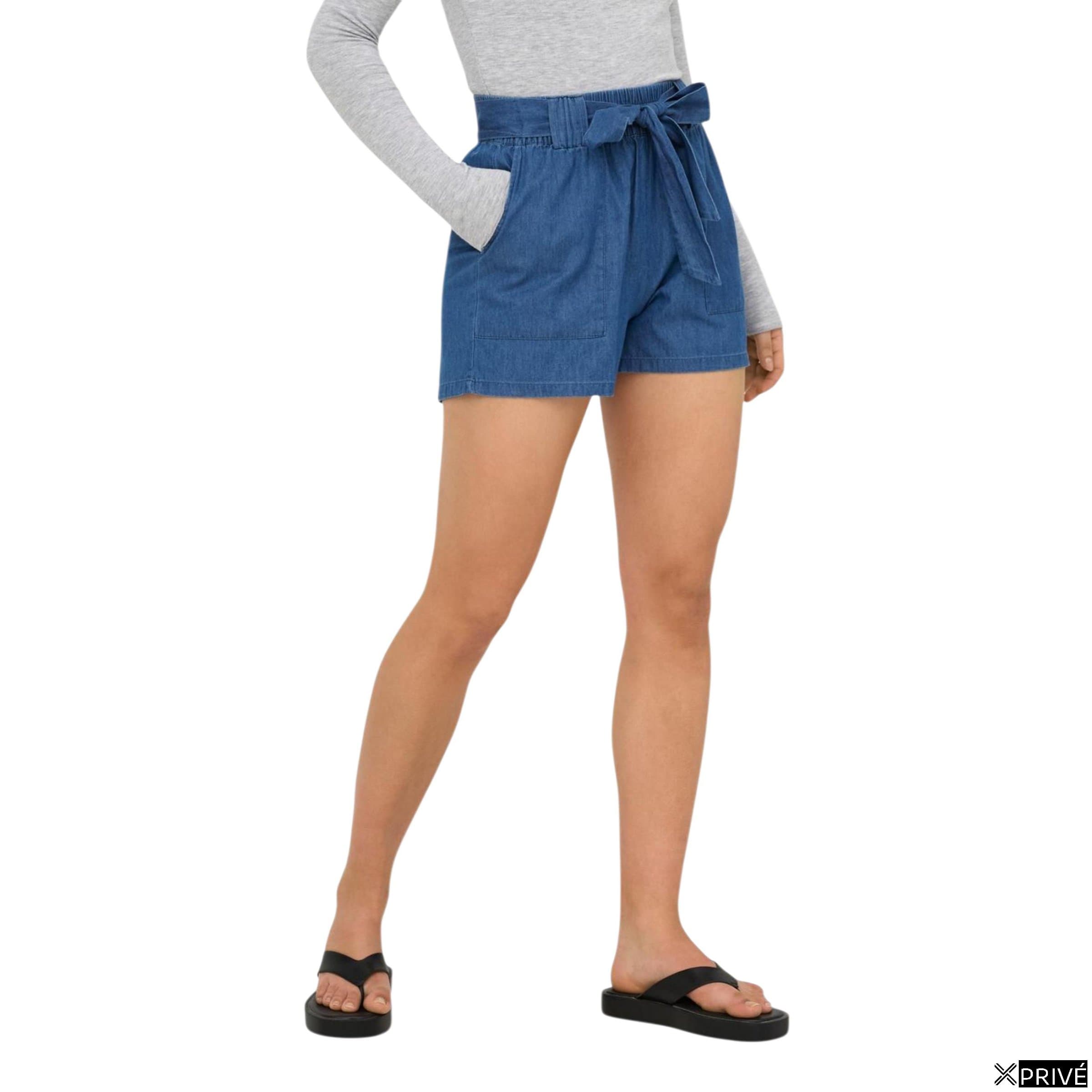 Short bleu